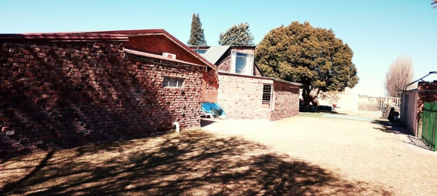 5 Bedroom Property for Sale in Ferreira Free State